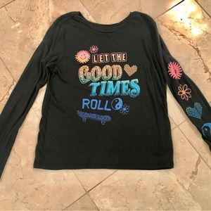 Girls Graphic long sleeve tee in size large.